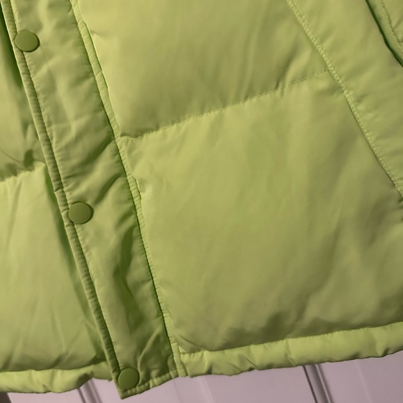 A New Day Bright Green Puffer Vest - Picture 5 of 7